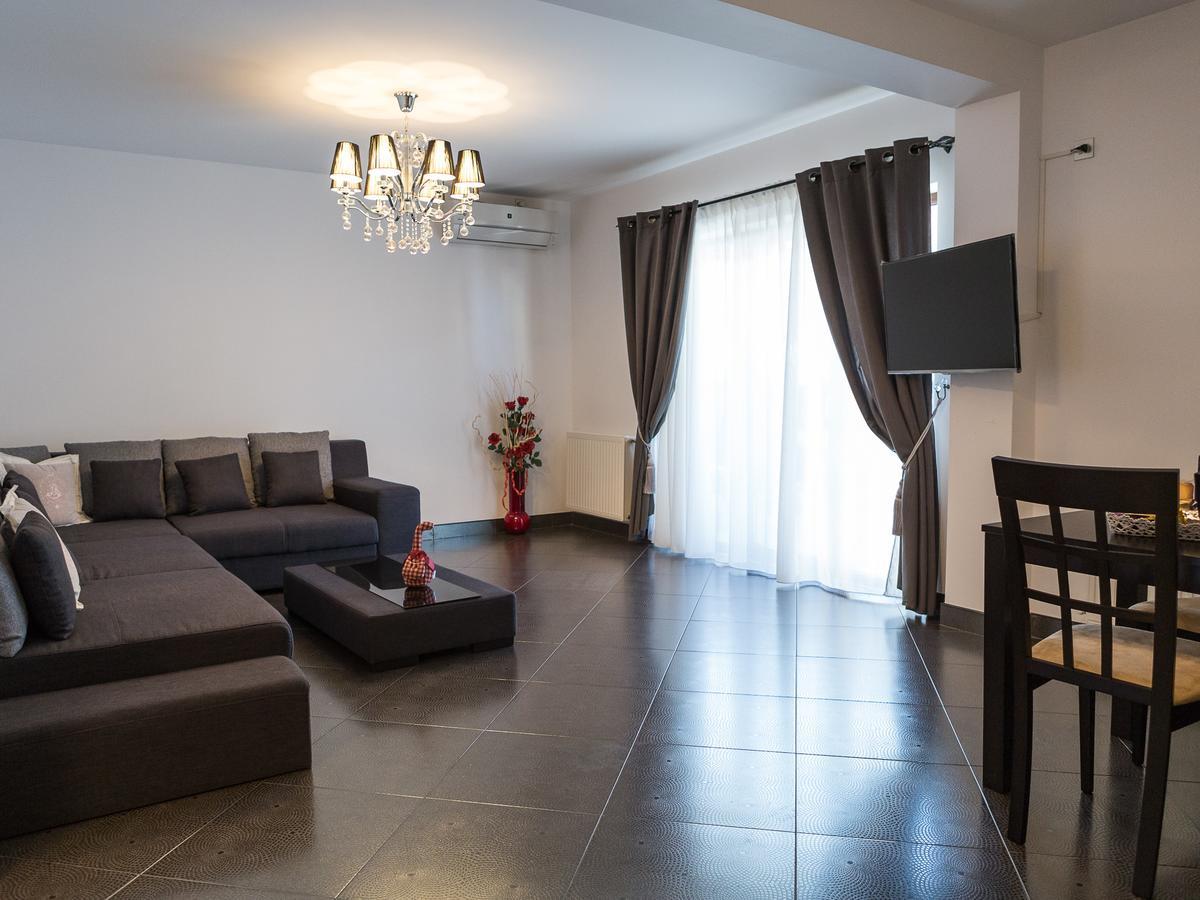 Casa Bella Apartments Bragadiru Esterno foto