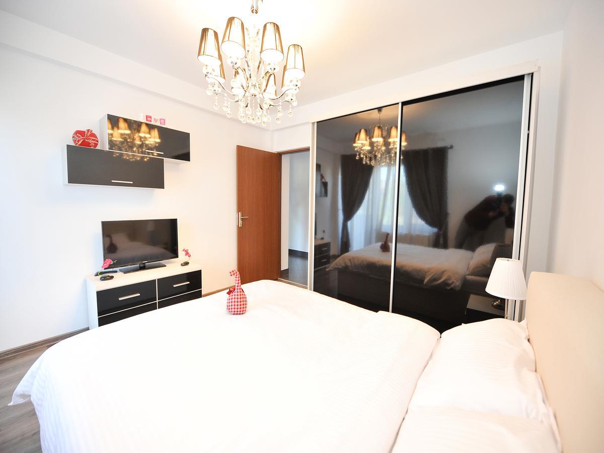 Casa Bella Apartments Bragadiru Esterno foto